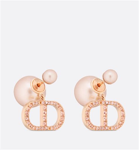 dior boucle d'oreille|Dior high jewelry earrings.